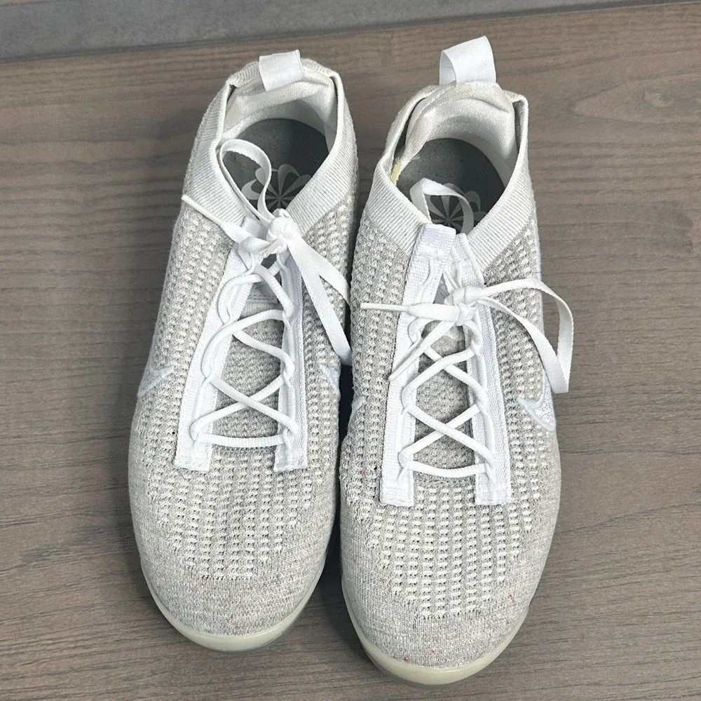 Nike Air VaporMax Flyknit White‎ Pure Platinum 9.5
